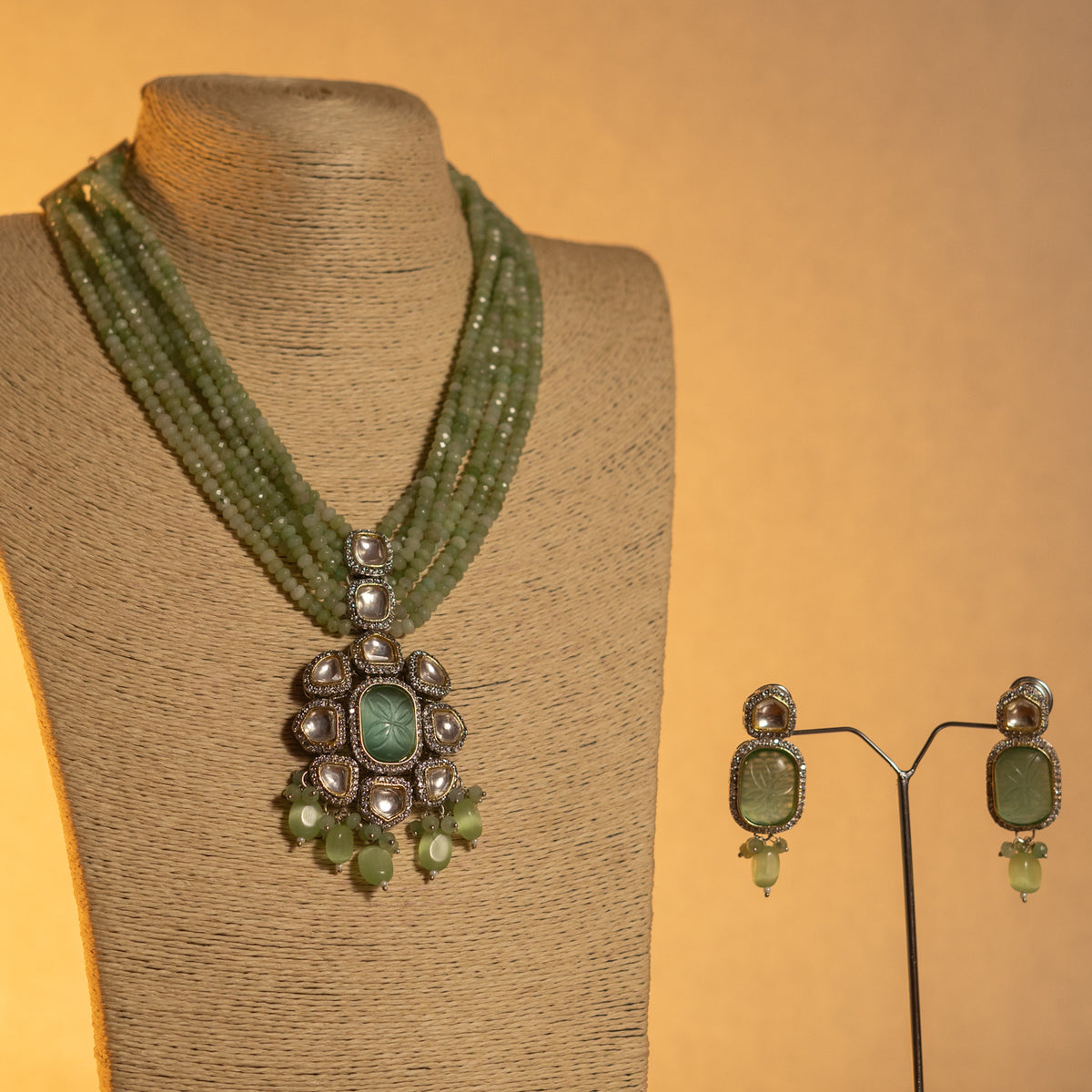 KUNDHAVAI CLASSIC LAYERED ONEX HANDMADE NECKLACE NL50