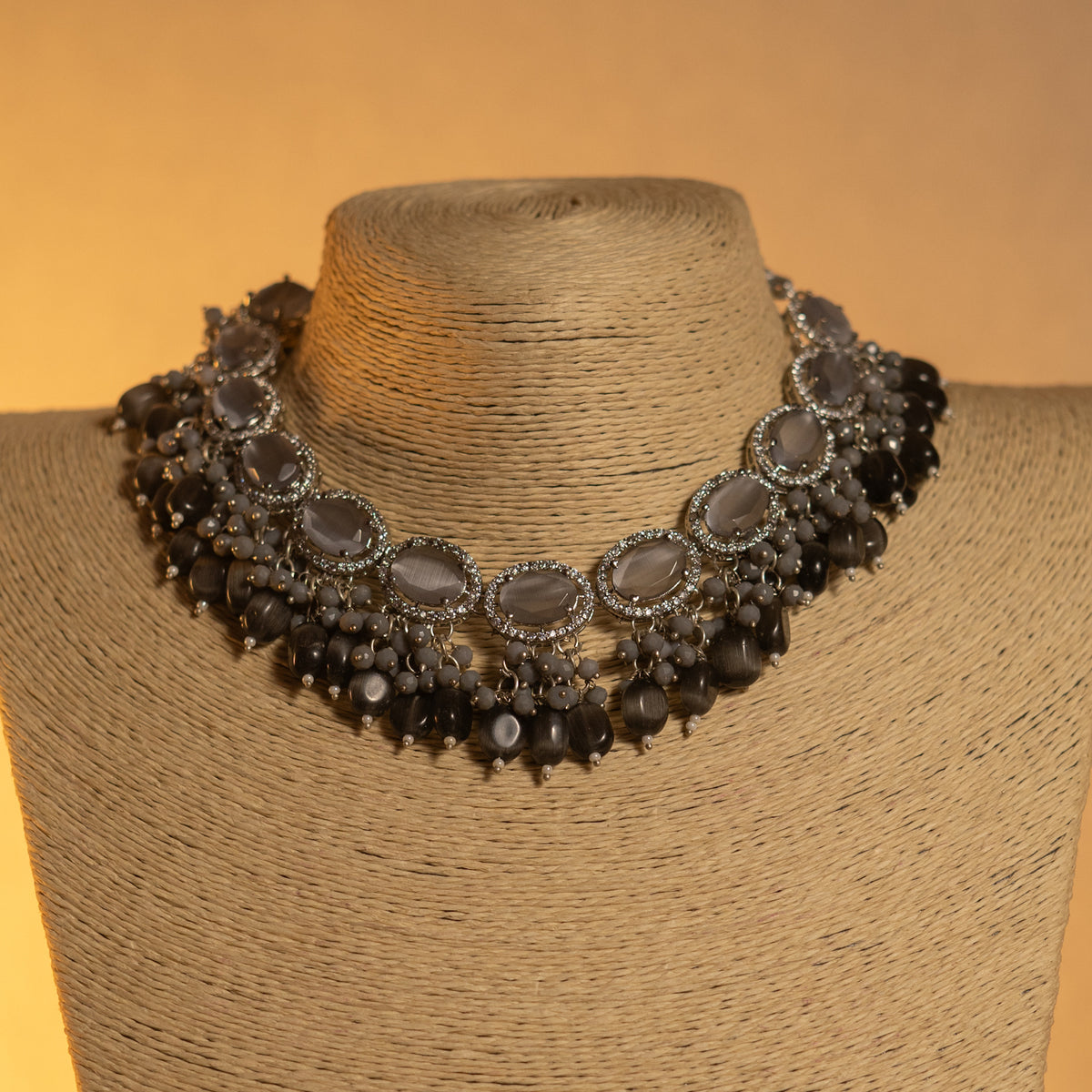 TINA DOLLY SPLENDOUR VICTORIAN SEMI HANDMADE NECKLACE NL49