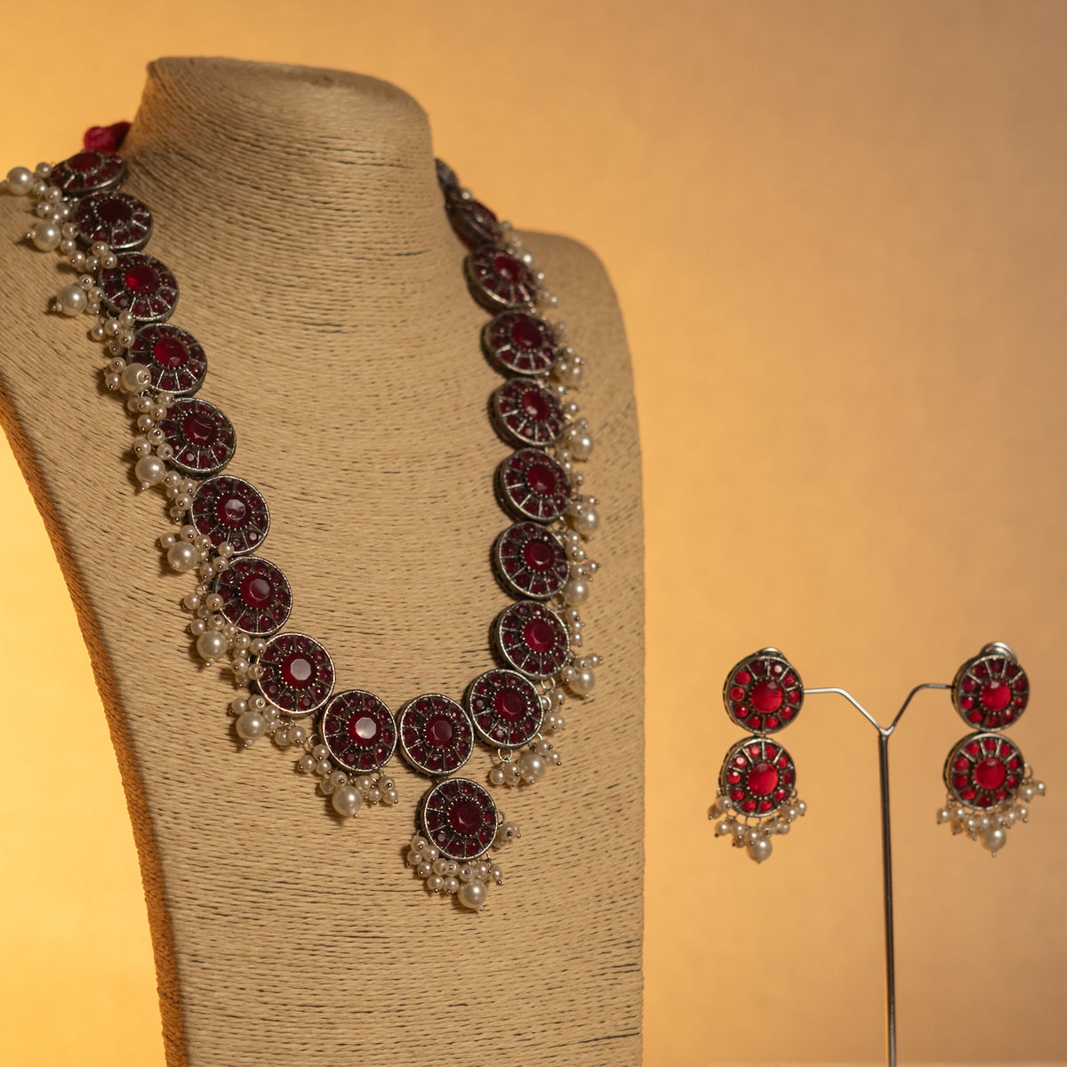 VINAYA FAUX SILVER BIJOUX PREMIUM AND EXCLUSIVE SEMI HANDMADE NECKLACE WITH EARRINGS NL136