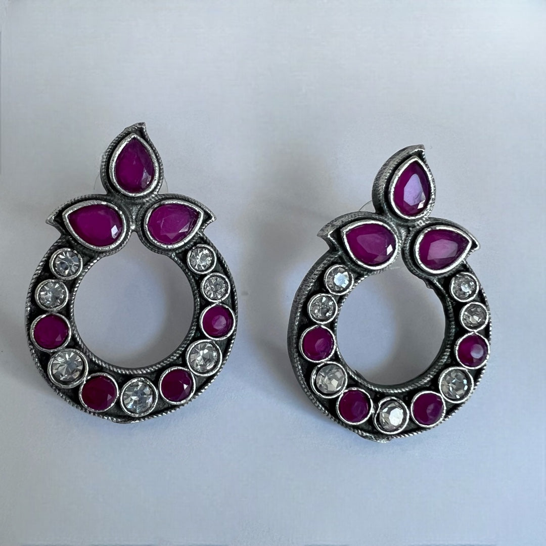 TIE CIRCLET AD STONES SILVER LOOK ALIKE SEMI-HANDMADE STUD ER194