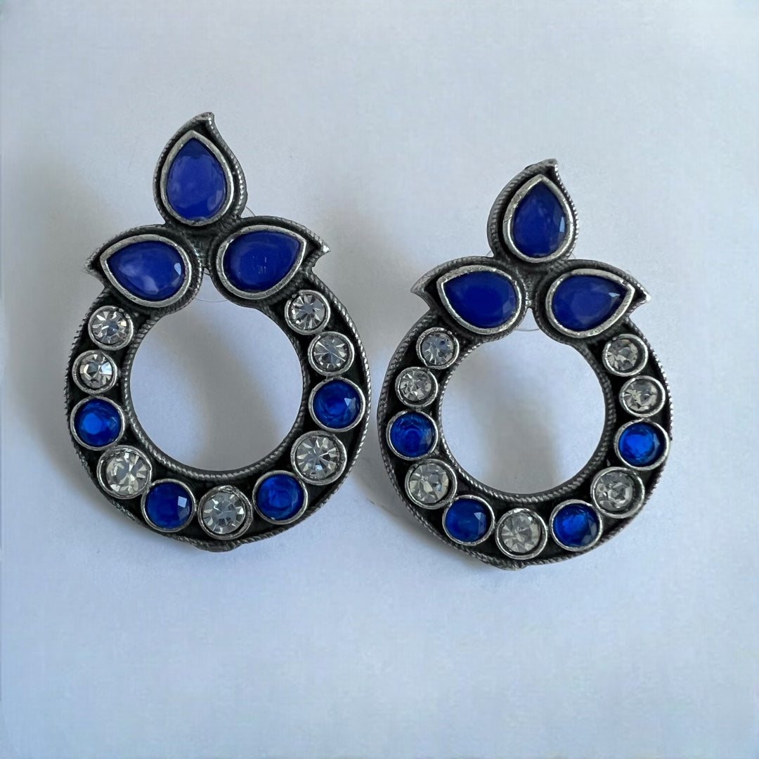 TIE CIRCLET AD STONES SILVER LOOK ALIKE SEMI-HANDMADE STUD ER194