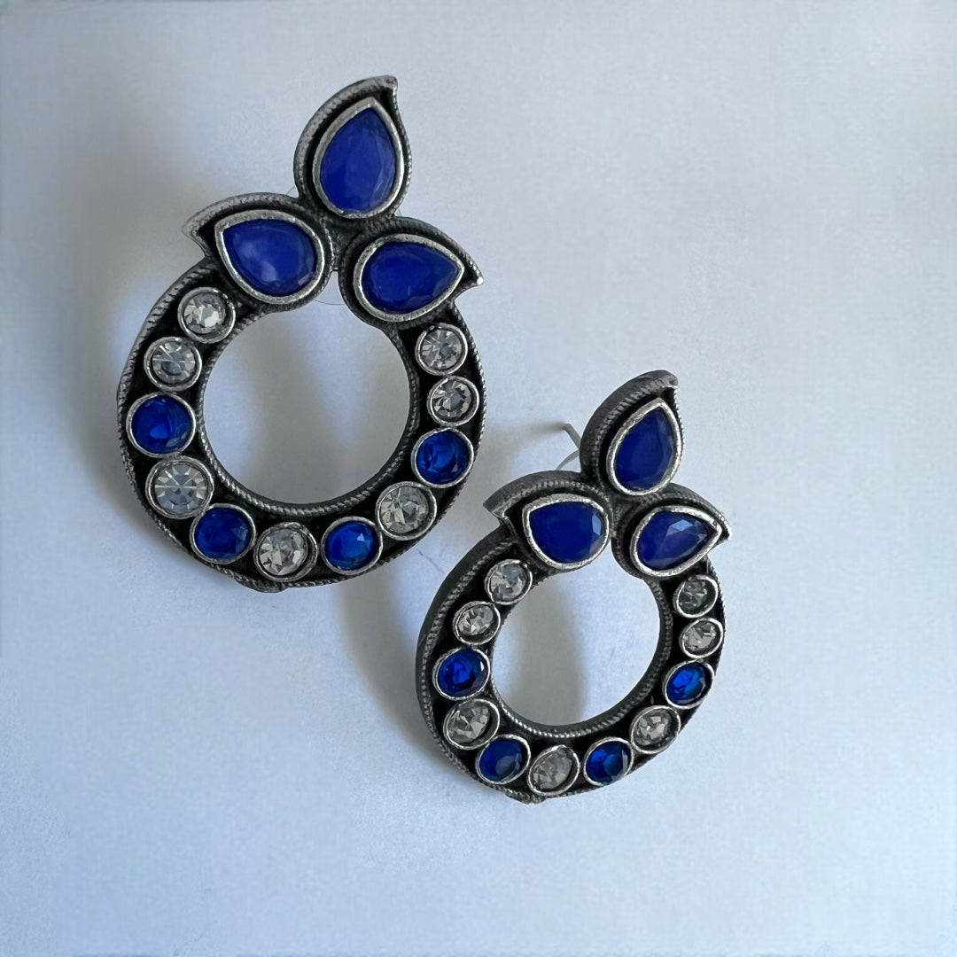 TIE CIRCLET AD STONES SILVER LOOK ALIKE SEMI-HANDMADE STUD ER194