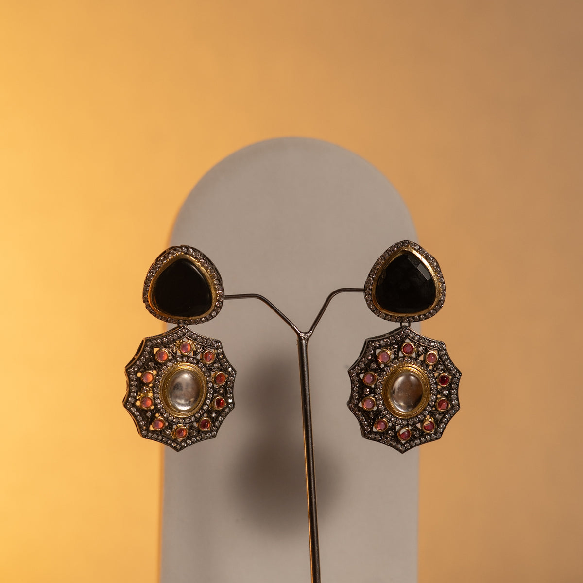 RAKSHINI CLASSIC LAYERED ONEX HANDMADE NECKLACE NL51