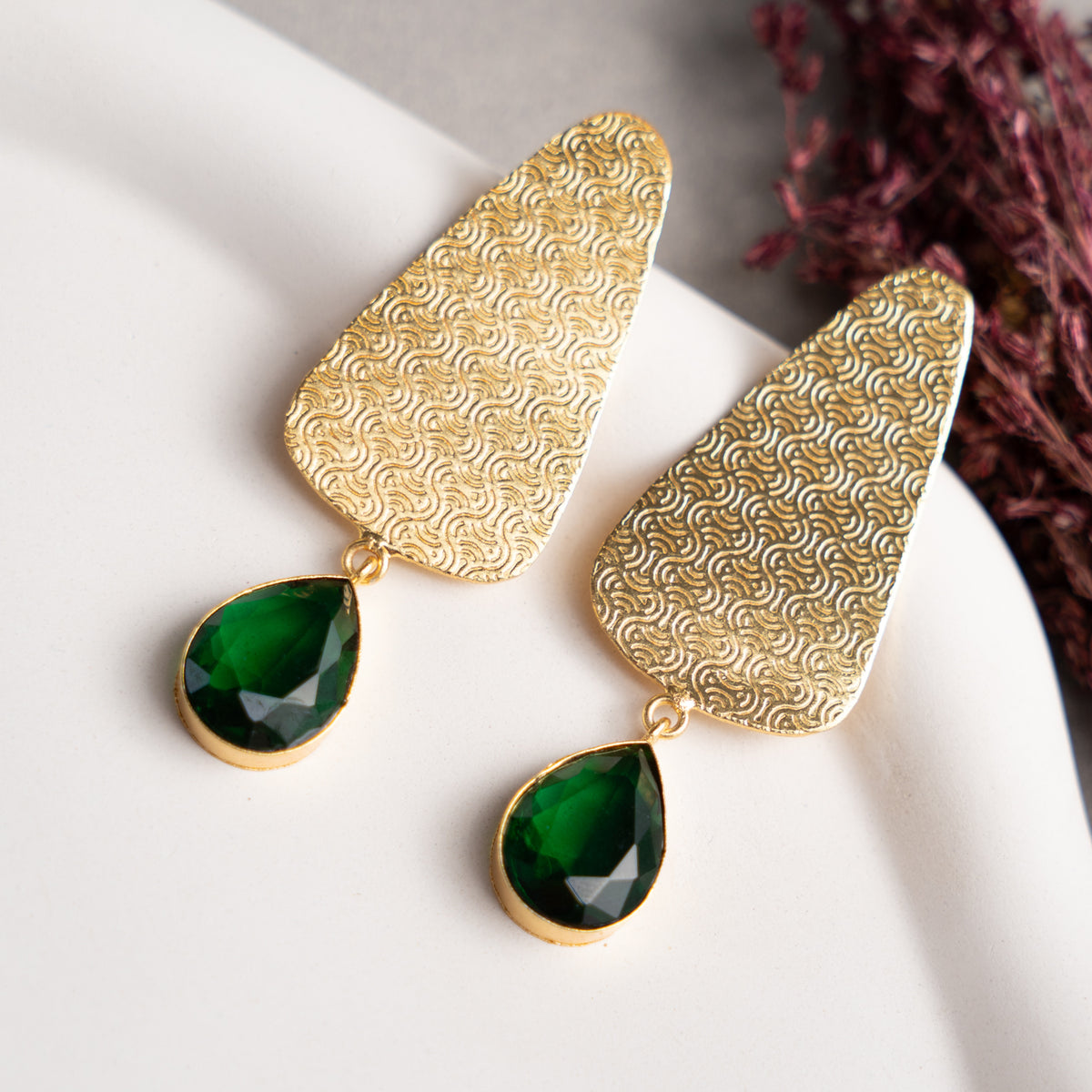 RUBY GOLD TONED HANDMADE HAND HAMMERED NECKLAC EARRINGS AND KADA OF18