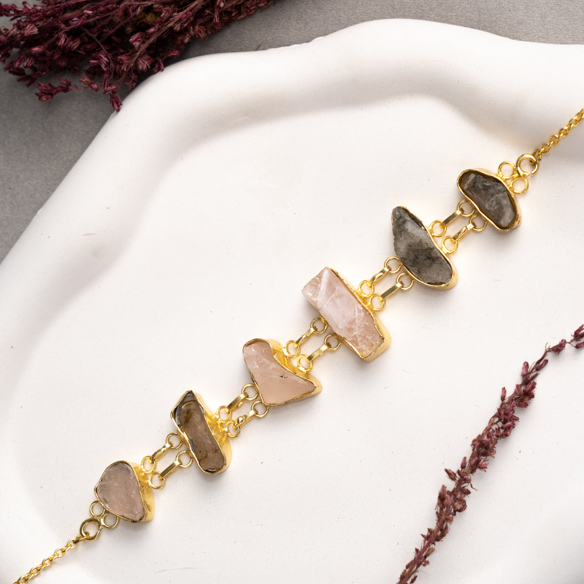 MAYA GOLD TONED RAW STONED HANDMADE HAND HAMMERED CHOKER OF24