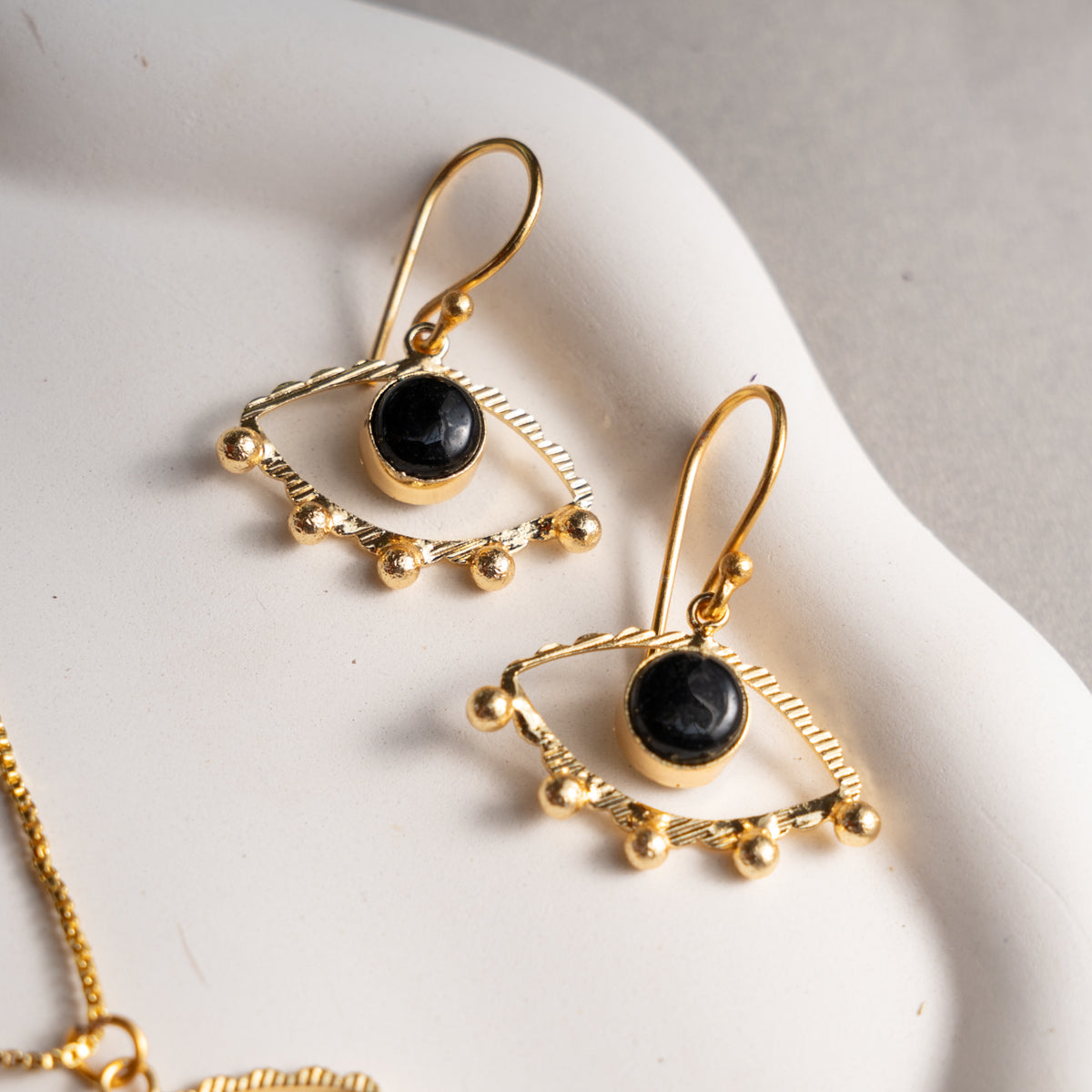 ELOISE GOLD TONED HANDMADE HAND HAMMERED NECKLACE WITH EARRINGS OF23