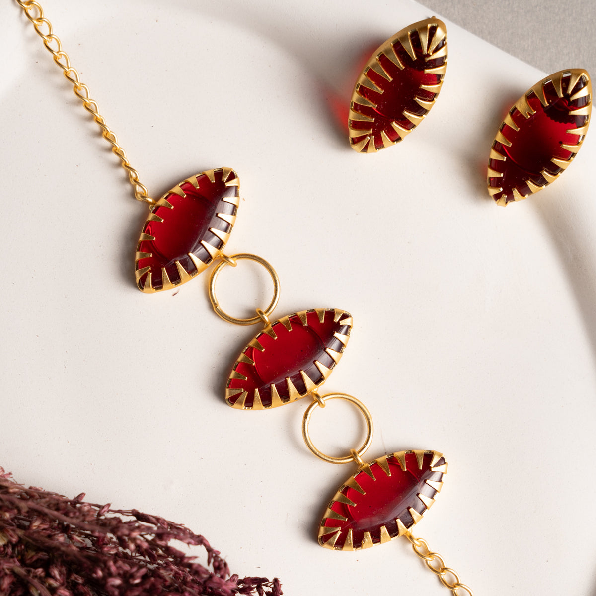 NAOMI GOLD TONED HANDMADE HAND HAMMERED CHOKER EARRINGS OF19