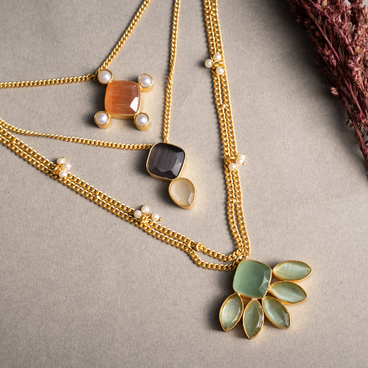 EDEN GOLD TONED HANDMADE HAND HAMMERED NECKLAC AND EARRINGS OF20