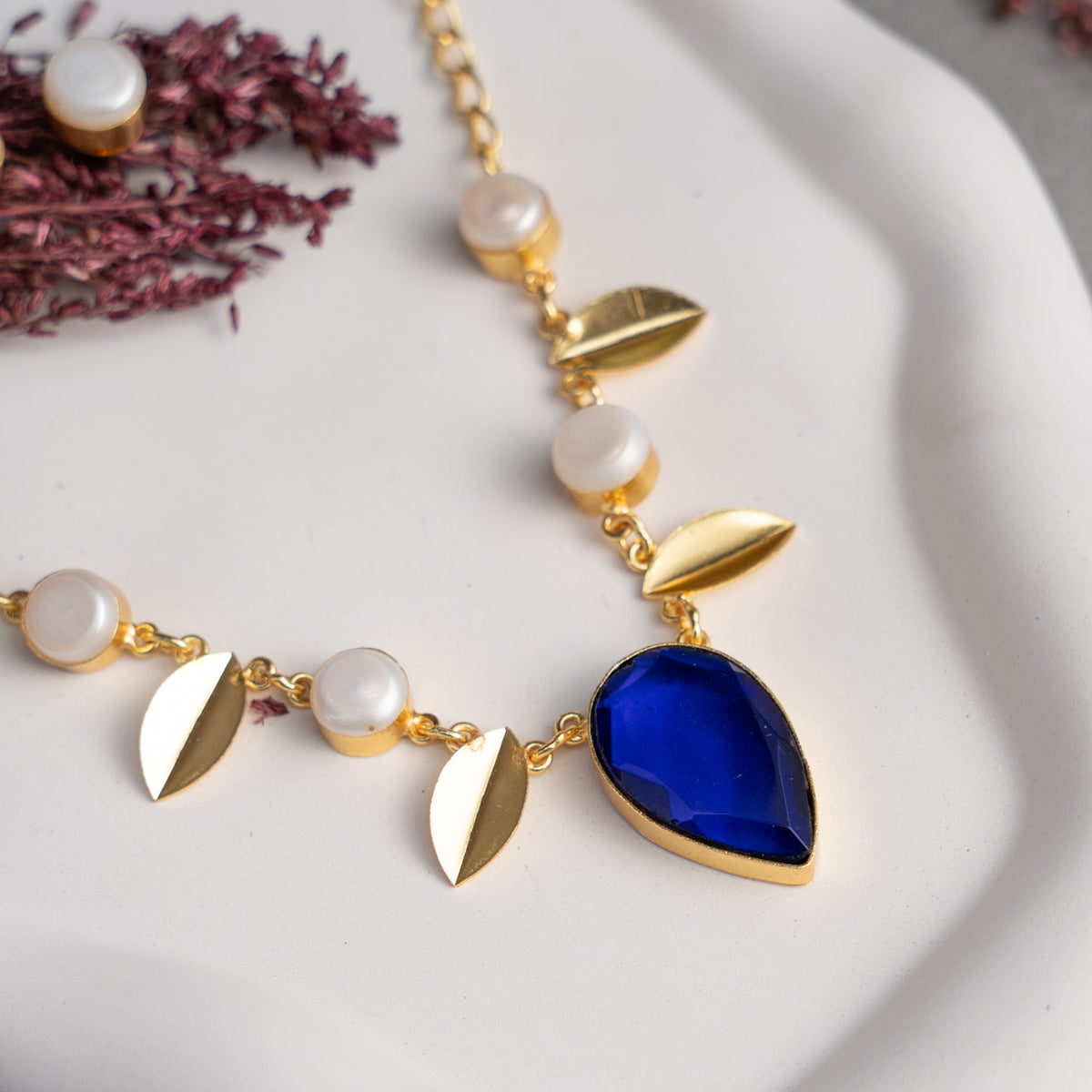 MARIA GOLD TONED HANDMADE HAND HAMMERED NECKLAC AND EARRINGS OF21