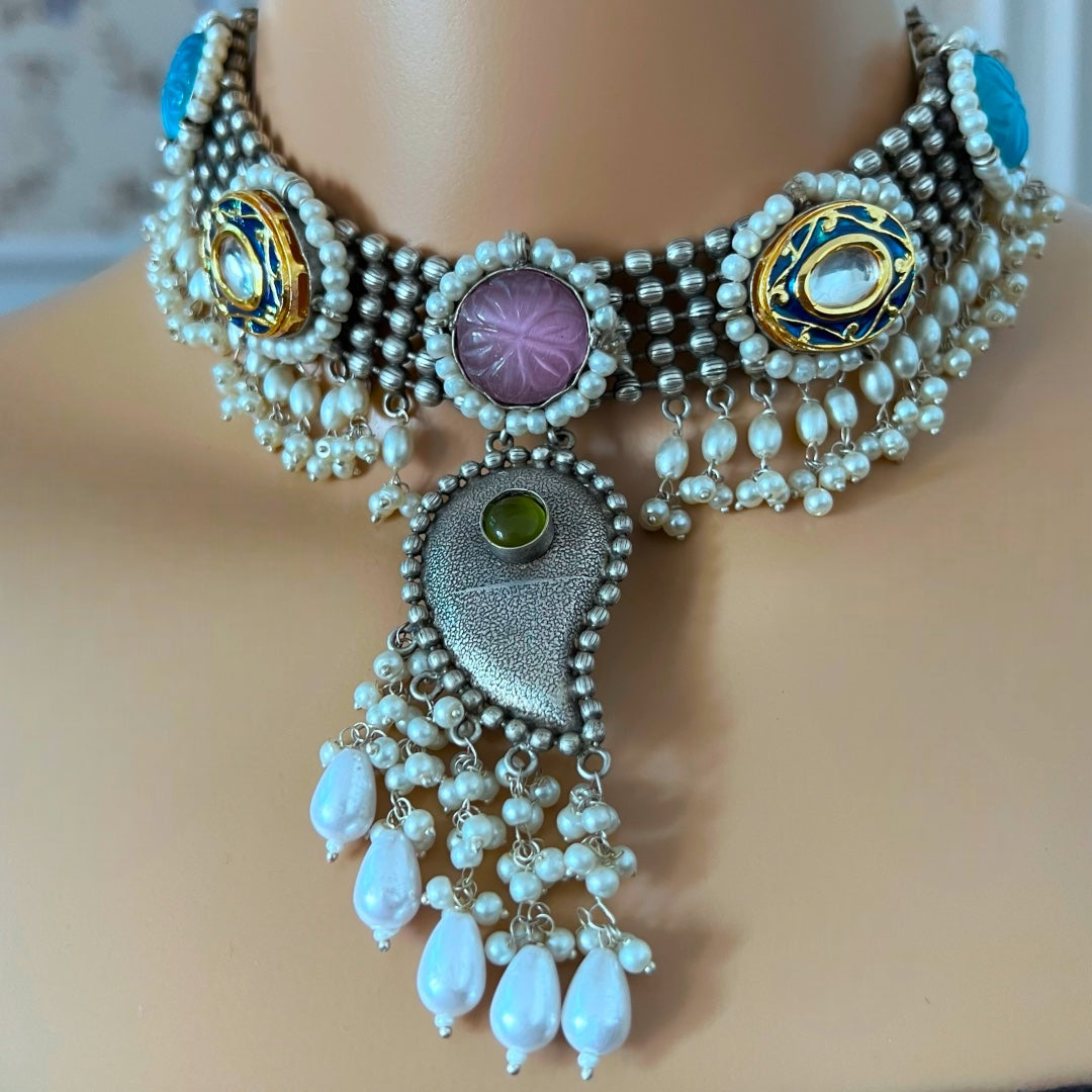 RELATA SILVER LOOK ALIKE SEMI HANDMADE RUSTIC CHOKER WITH EARRINGS CH311