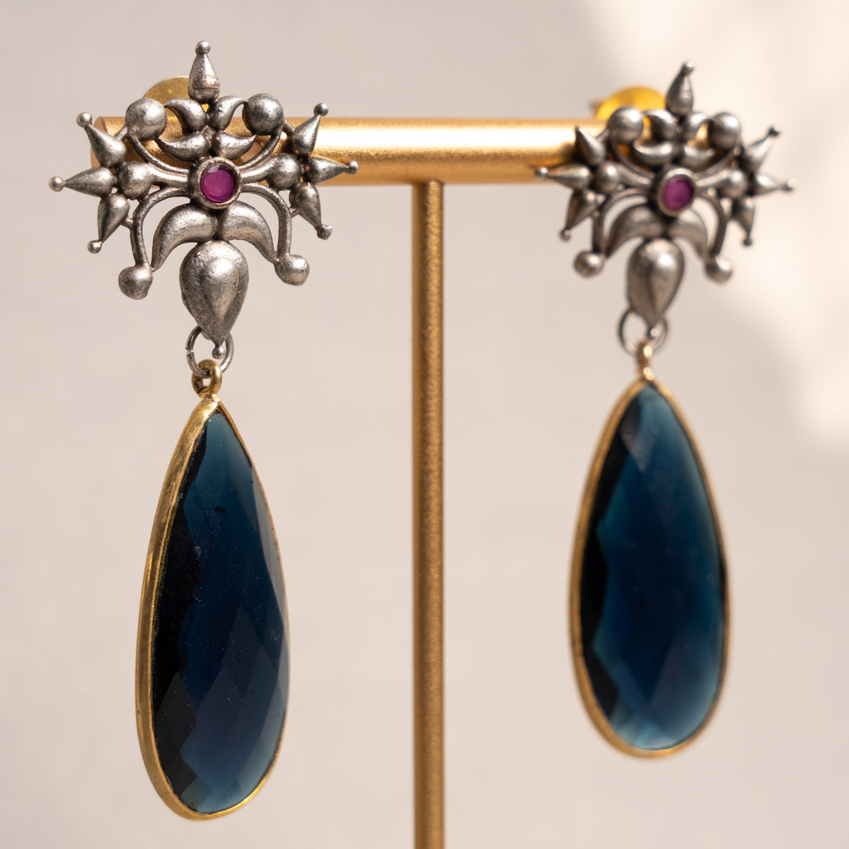 FRANCESCA DUAL TONE FAUX SILVER ANTIQUE SEMI HANDMADE EARRINGS ER779