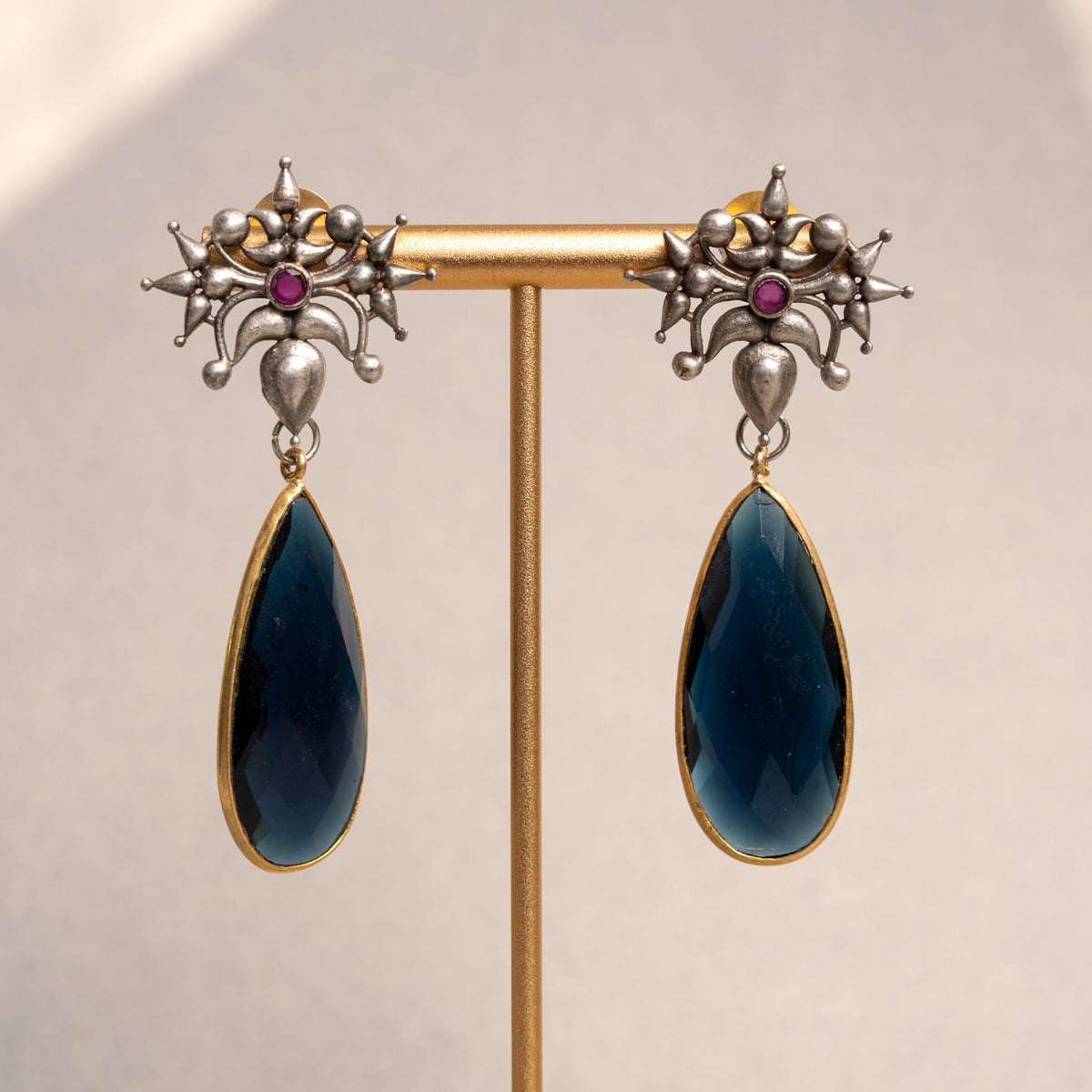 FRANCESCA DUAL TONE FAUX SILVER ANTIQUE SEMI HANDMADE EARRINGS ER779