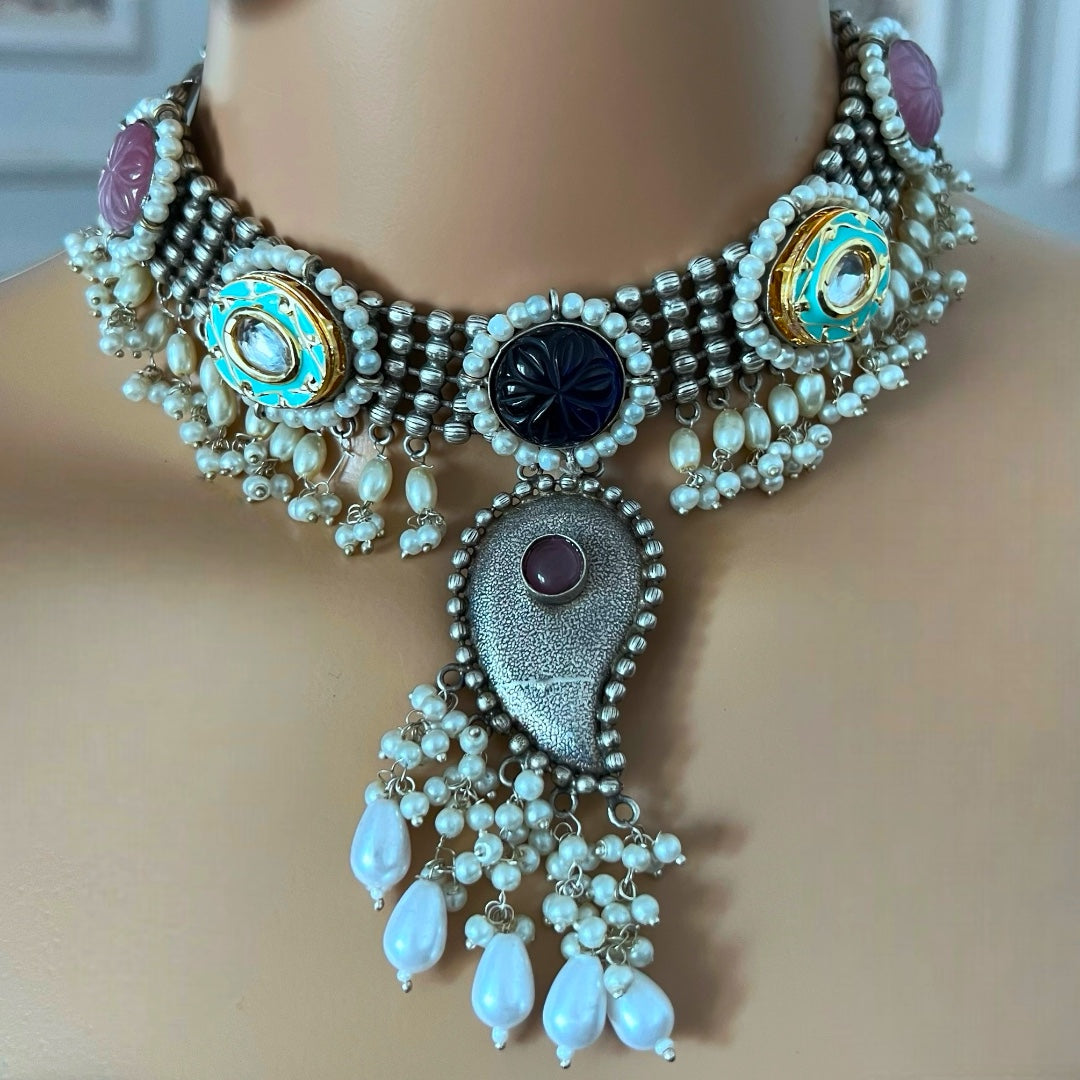 RELATA SILVER LOOK ALIKE SEMI HANDMADE RUSTIC CHOKER WITH EARRINGS CH311