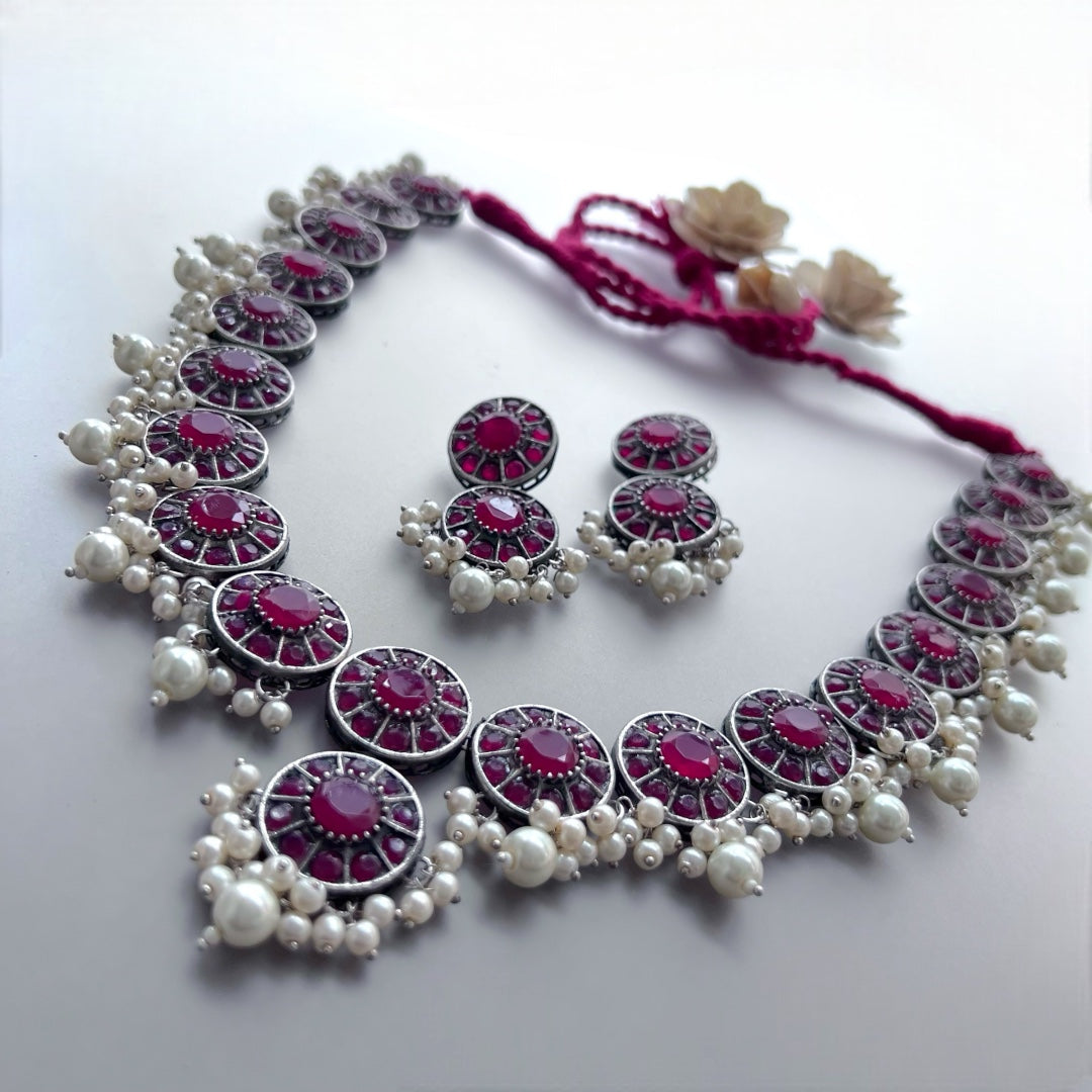 VINAYA FAUX SILVER BIJOUX PREMIUM AND EXCLUSIVE SEMI HANDMADE NECKLACE WITH EARRINGS NL136