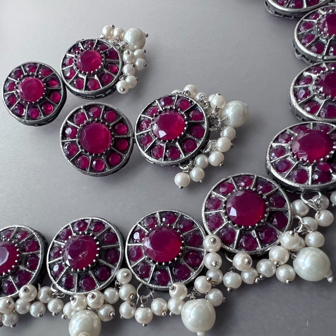 VINAYA FAUX SILVER BIJOUX PREMIUM AND EXCLUSIVE SEMI HANDMADE NECKLACE WITH EARRINGS NL136