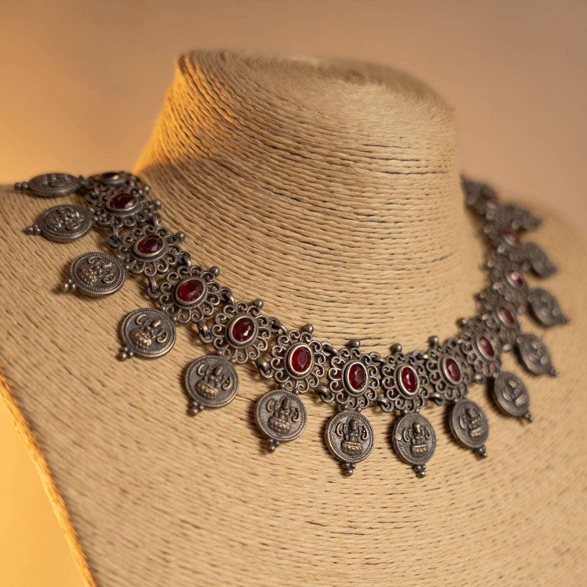 SARAH TEMPLE FAUX SILVER SEMI HANDMADE ANTIQUE NECKPIECE/NECKLACE WITH EARRING NL276