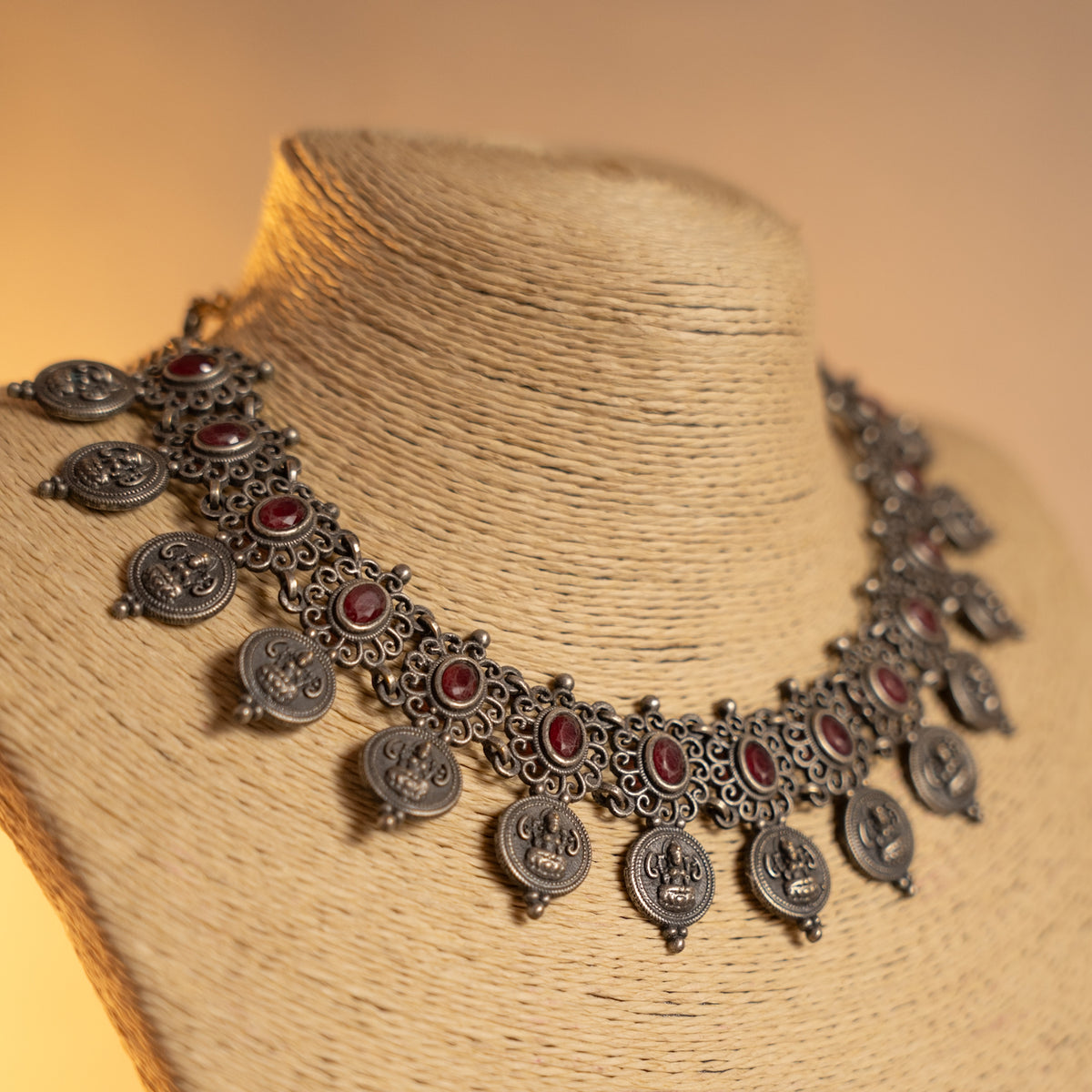 SARAH TEMPLE FAUX SILVER SEMI HANDMADE ANTIQUE NECKPIECE/NECKLACE WITH EARRING NL276