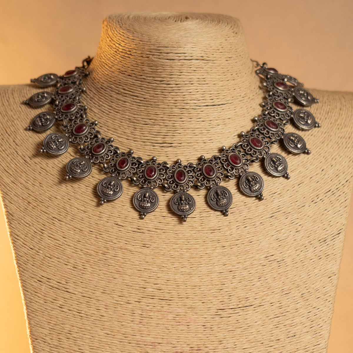 SARAH TEMPLE FAUX SILVER SEMI HANDMADE ANTIQUE NECKPIECE/NECKLACE WITH EARRING NL276