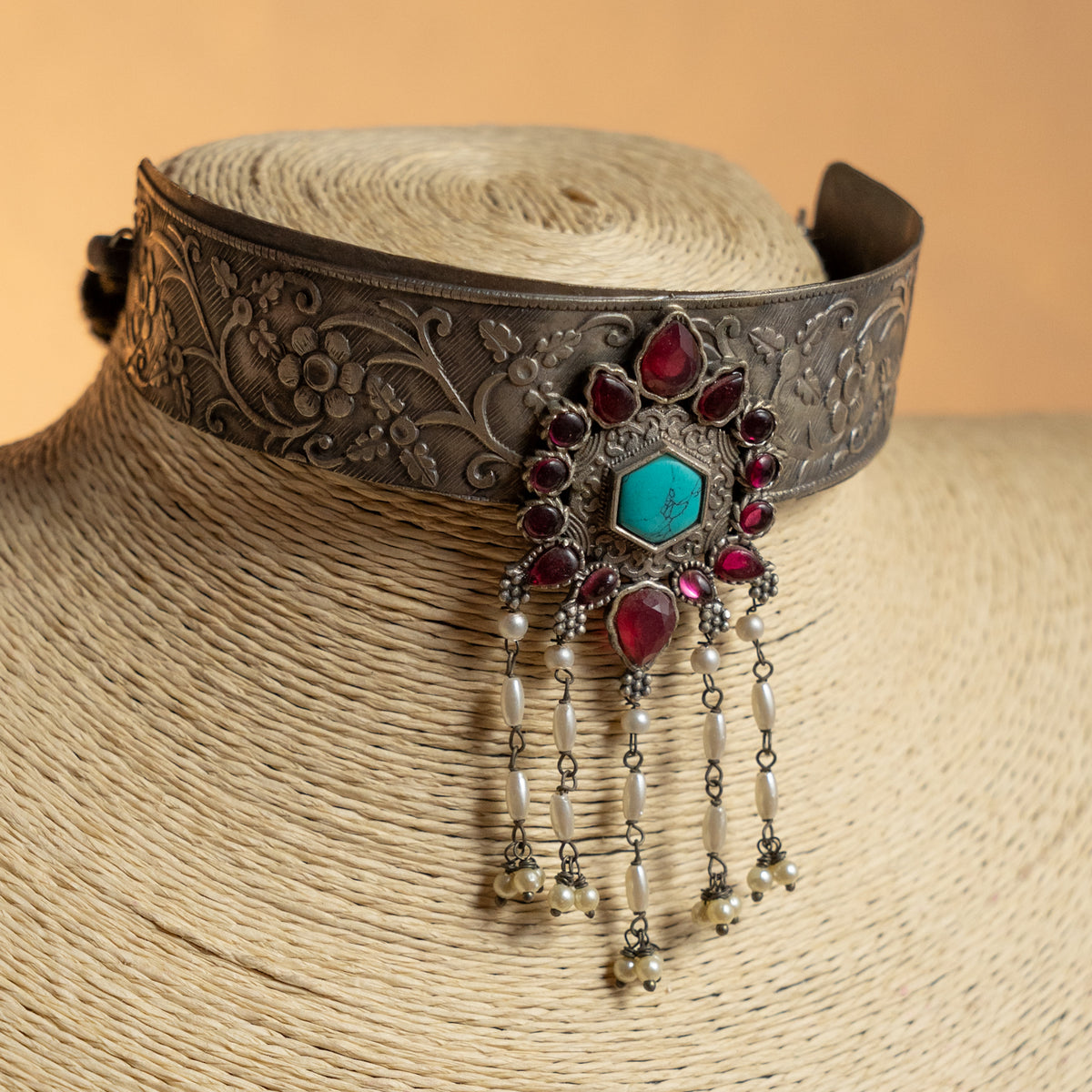 ANDIE HANDMADE BIJOUX PREMIUM HASLI WITH EARRINGS CH513