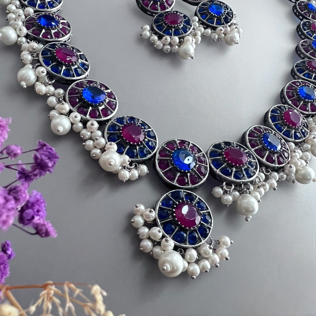 VINAYA FAUX SILVER BIJOUX PREMIUM AND EXCLUSIVE SEMI HANDMADE NECKLACE WITH EARRINGS NL136