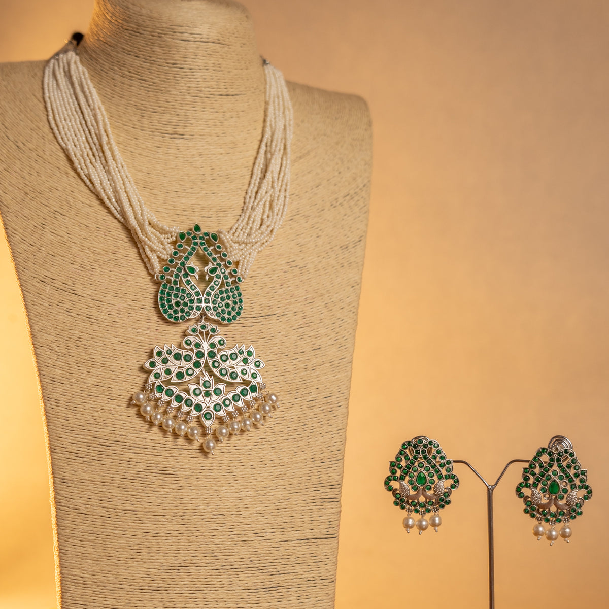 JADE FAUX SILVER SEMI HANDMADE ANTIQUE NECKPIECE/NECKLACE/HASLI WITH EARRING NL283