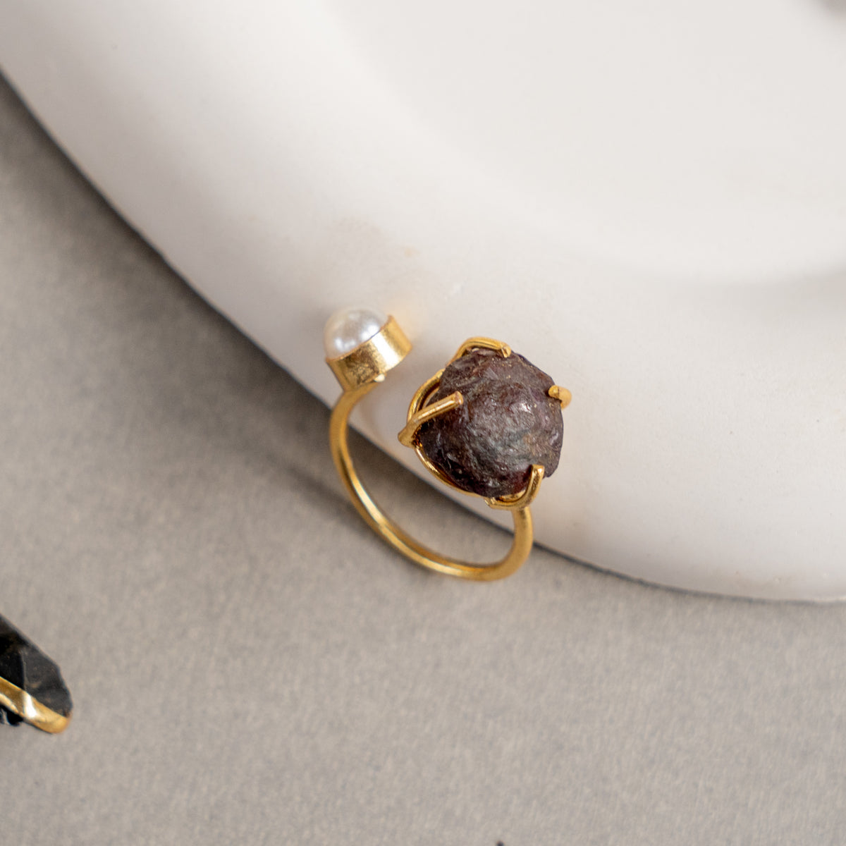 ZOEY GOLD TONED HANDMADE HAND HAMMERED NECKLAC EARRINGS BANGLE CUFF AND RING OF13