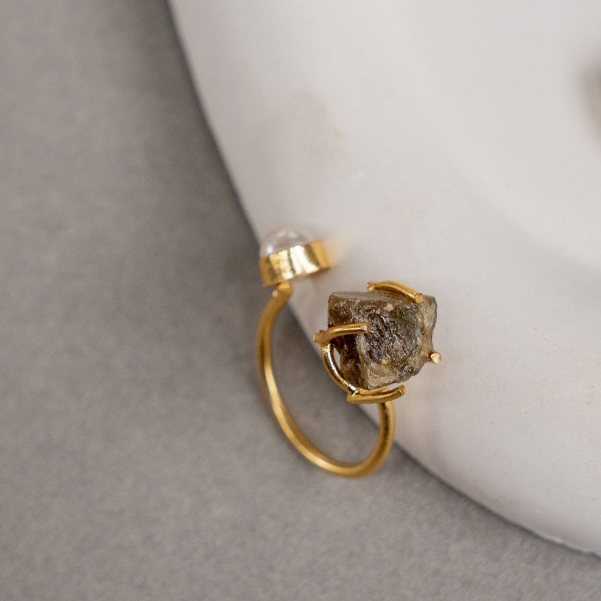 ZOEY GOLD TONED HANDMADE HAND HAMMERED NECKLAC EARRINGS BANGLE CUFF AND RING OF13