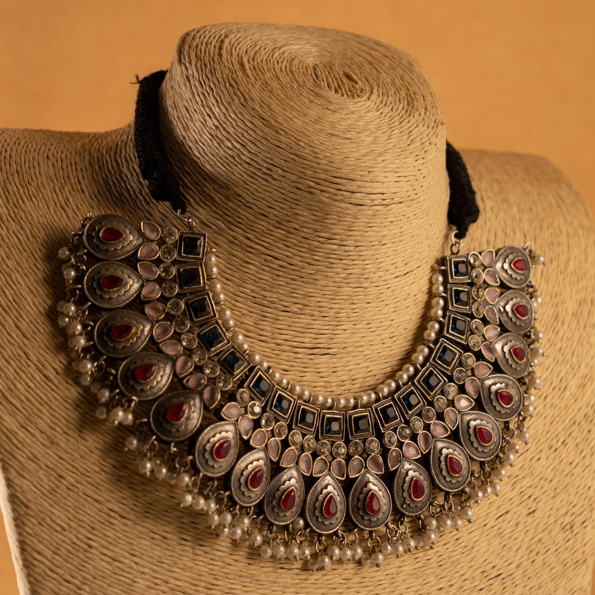 SNEHATHI FAUX SILVER BIJOUX PREMIUM AND EXCLUSIVE  SEMI HANDMADE NECKLACE WITH EARRINGS NL227