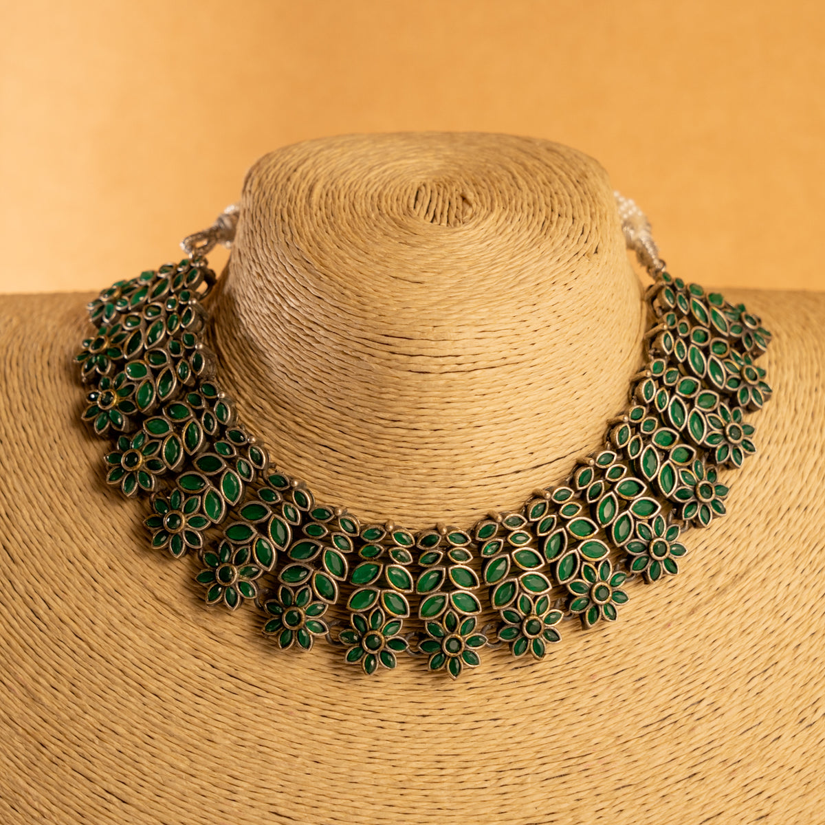 DAISY FAUX SILVER BIJOUX PREMIUM AND EXCLUSIVE SEMI HANDMADE NECKLACE WITH EARRINGS NL218