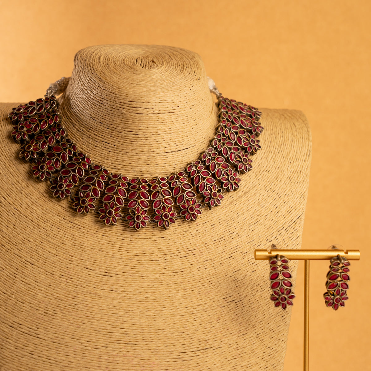 DAISY FAUX SILVER BIJOUX PREMIUM AND EXCLUSIVE SEMI HANDMADE NECKLACE WITH EARRINGS NL218