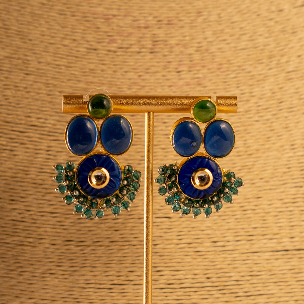 MONA PIE MONALISA STONE AND CARVING STONE HANDMADE RAW LOOK NECKLACE NL35