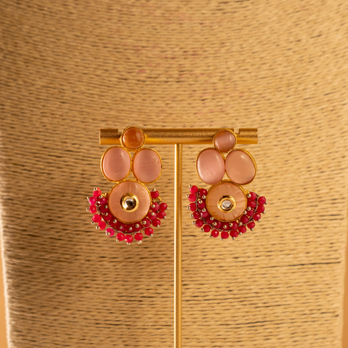 MONA PIE MONALISA STONE AND CARVING STONE HANDMADE RAW LOOK NECKLACE NL35