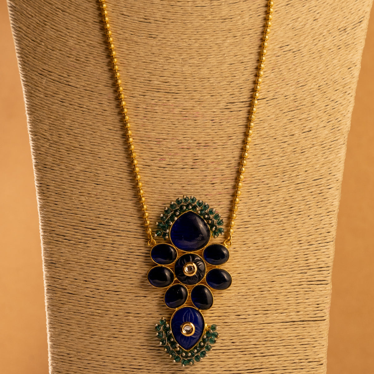 MONA PIE MONALISA STONE AND CARVING STONE HANDMADE RAW LOOK NECKLACE NL35