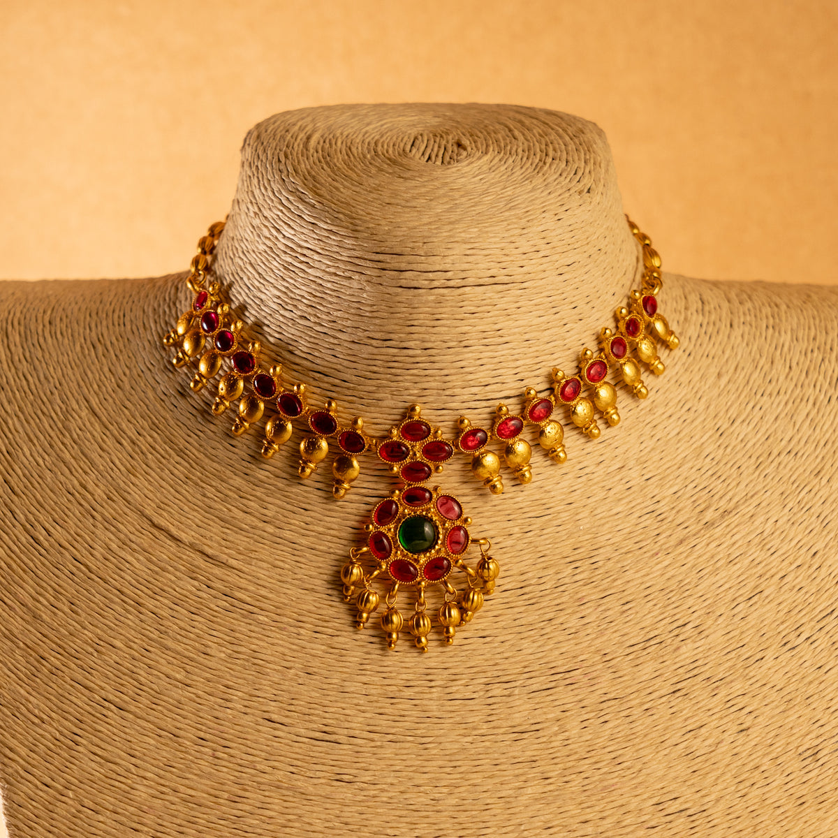 KANYA ATTIYAL GOLD TONED ANTIQUE FINISH NECKLACE WITH EARRINGS NL229