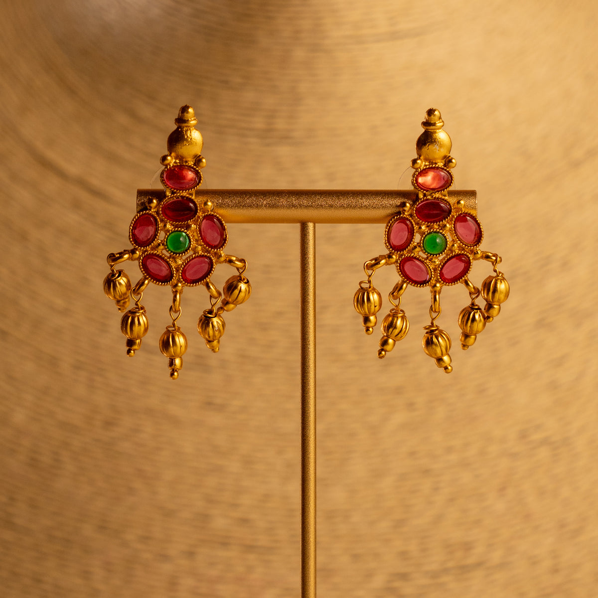 KANYA ATTIYAL GOLD TONED ANTIQUE FINISH NECKLACE WITH EARRINGS NL229