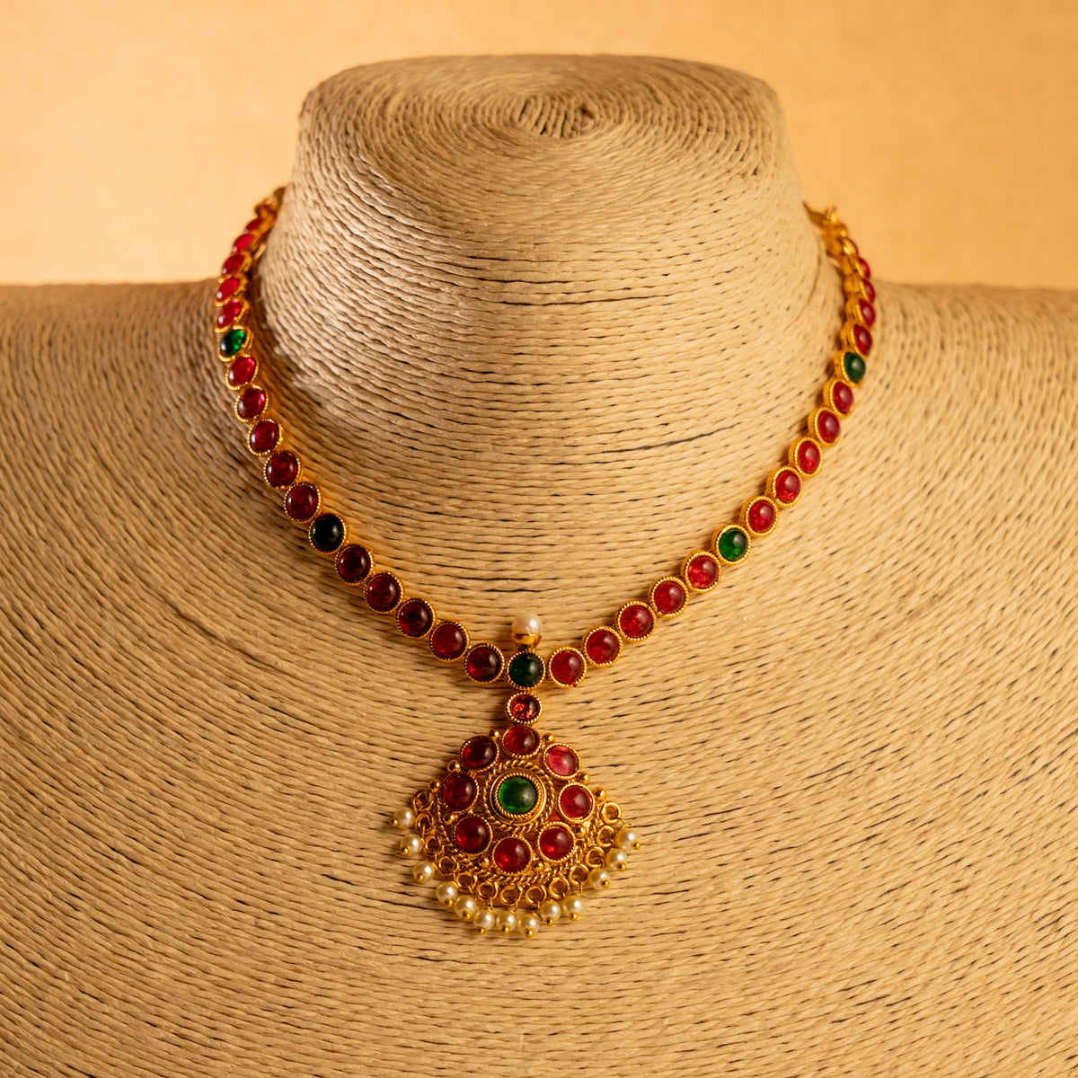 SINDHU ATTIYAL GOLD TONED ANTIQUE FINISH NECKLACE WITH EARRINGS NL233