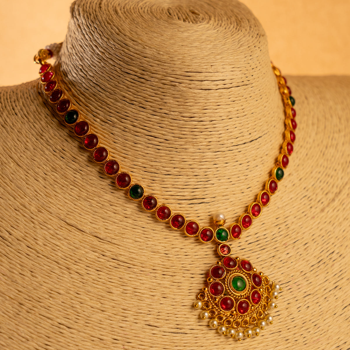 SINDHU ATTIYAL GOLD TONED ANTIQUE FINISH NECKLACE WITH EARRINGS NL233