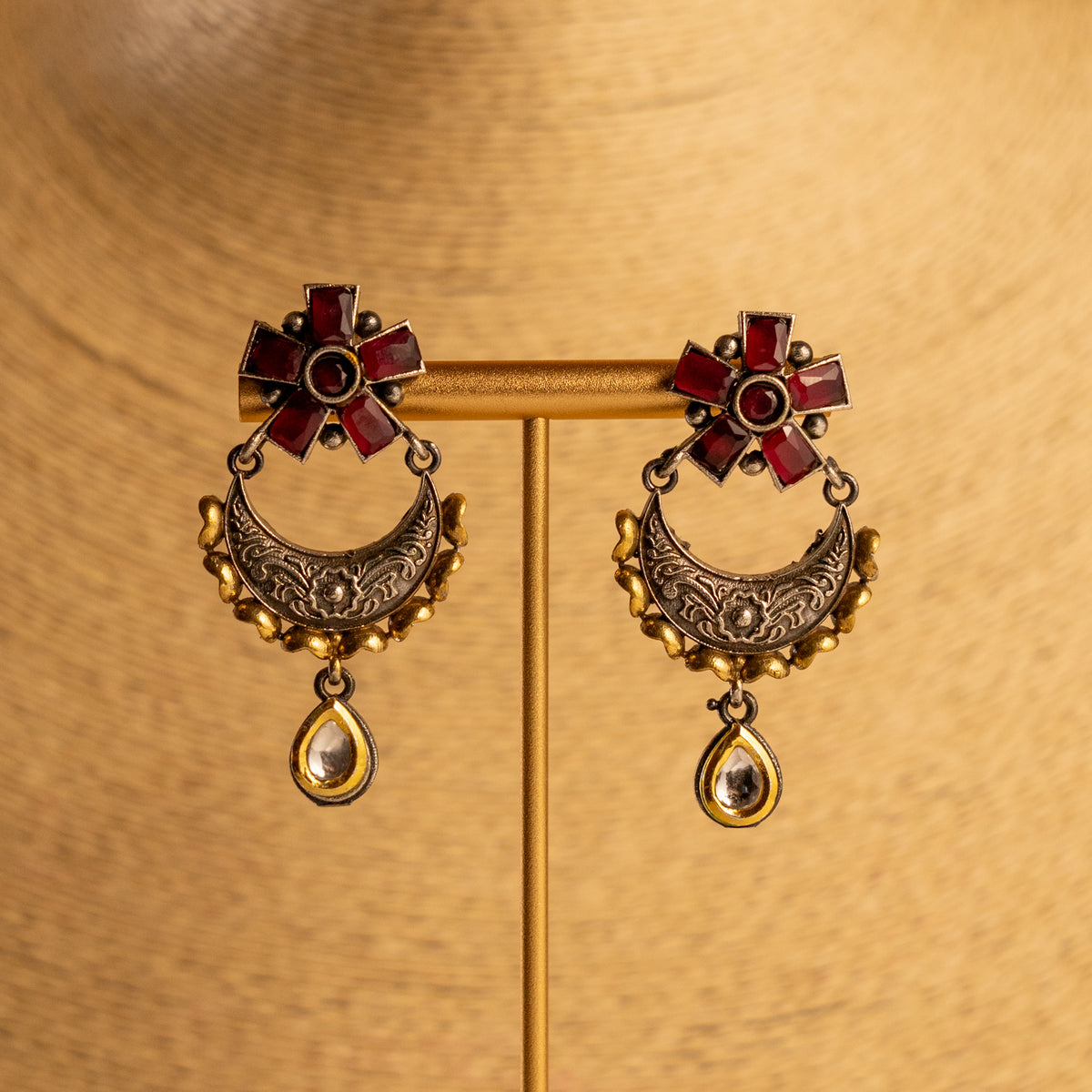 LIGINA FAUX SILVER BIJOUX PREMIUM EXCLUSIVE HANDMADE AND HAND HAMMERED DUAL TONED NECKLACE WITH EARRINGS NL140