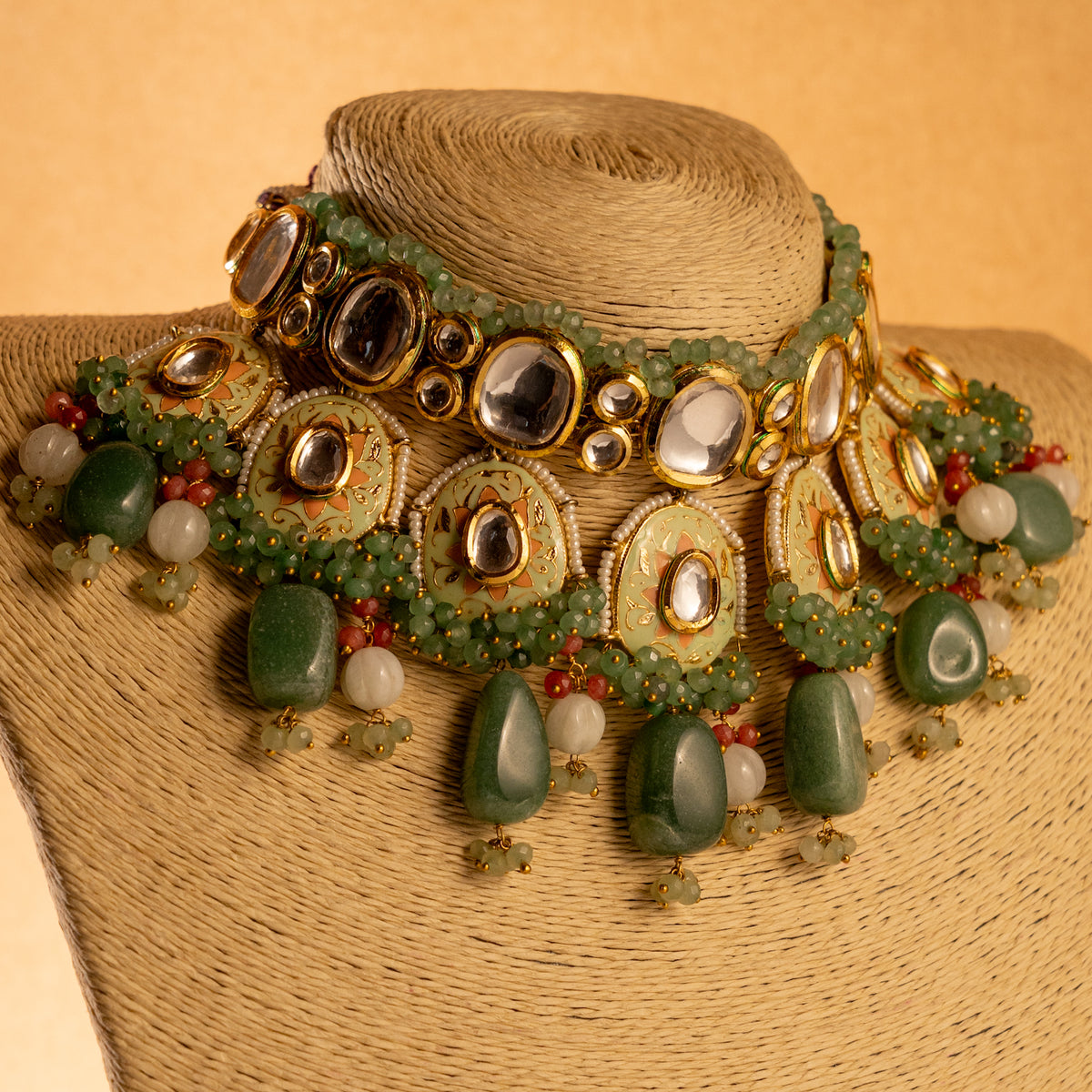 OLIVE BEAUTY NATURAL PREMIUM GEM STONE BIJOUX PREMIUM AND EXCLUSIVE HANDMADE LAC KUNDAN NECKLACE NL210