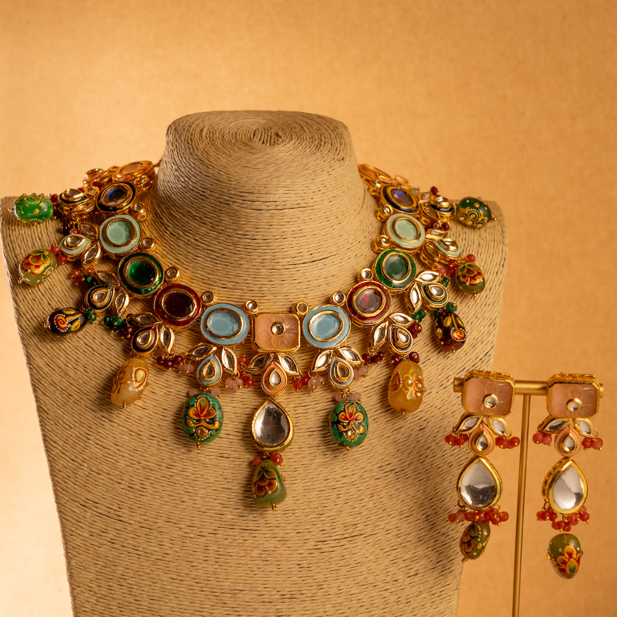 MULTI BEAUTY NATURAL PREMIUM GEM STONE BIJOUX PREMIUM AND EXCLUSIVE HANDMADE LAC KUNDAN NECKLACE NL211