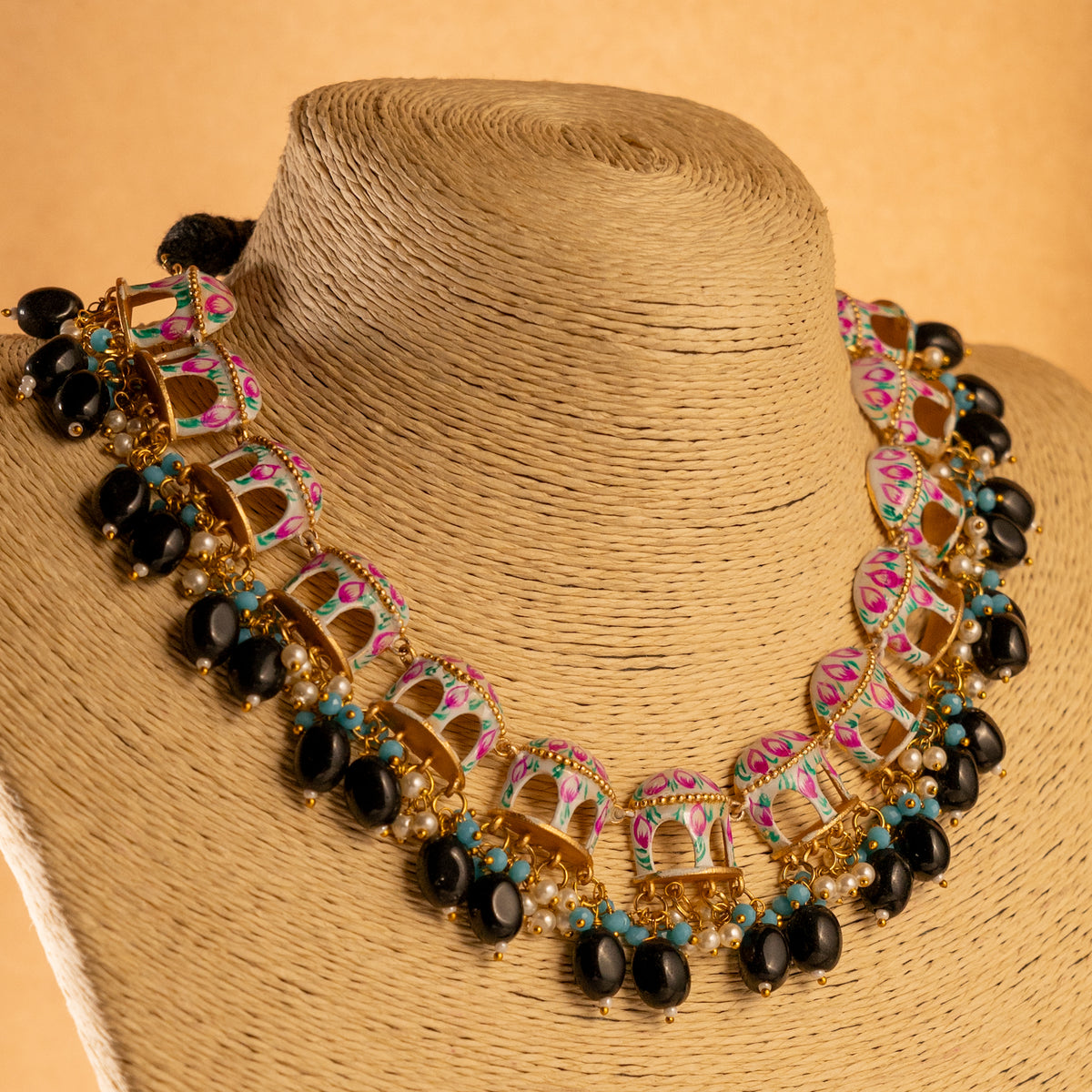 NIKARA HAND PAINTED AND HANDMADE RUSTIC LOOK NECKPIECE NECKLACE NL70