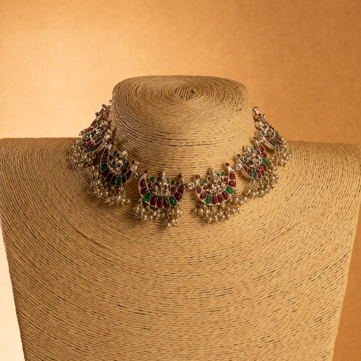 NIHARA OXIDIZED ANTIQUE FINISH NECKLACE WITH EARRINGS NL194