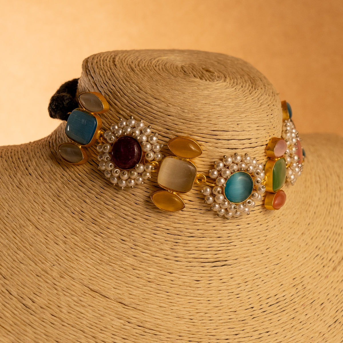 MORA 7 HANDMADE STONES GOLD TONED MONALISA NECKLACE/ NECKPIECE NL33