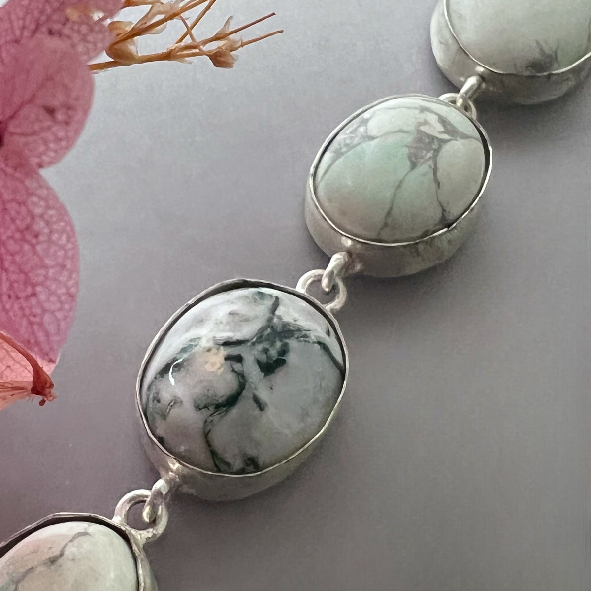 LA LUNE BIJOUX PREMIUM AND EXCLUSIVE NATURAL STONE HANDMADE CHOKER CH375