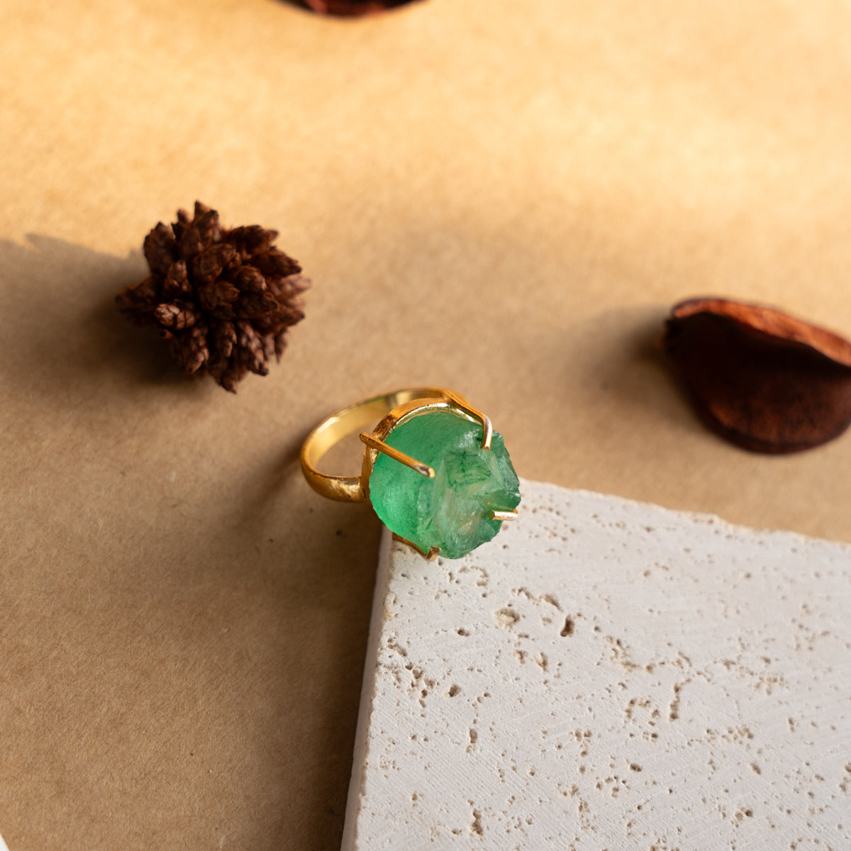 VISHALAYA GOLD TONED RAW STONE HANDMADE HAND HAMMERED NECKLAC EARRINGS WITH RING NL223