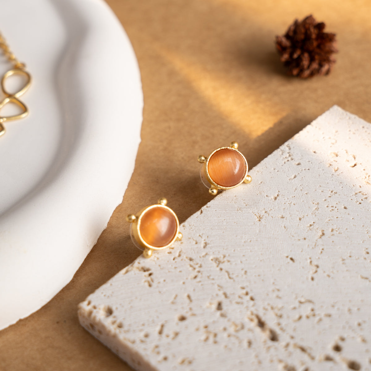 NIHARA GOLD TONED HANDMADE HAND HAMMERED NECKLACE WITH EARRINGS NL225