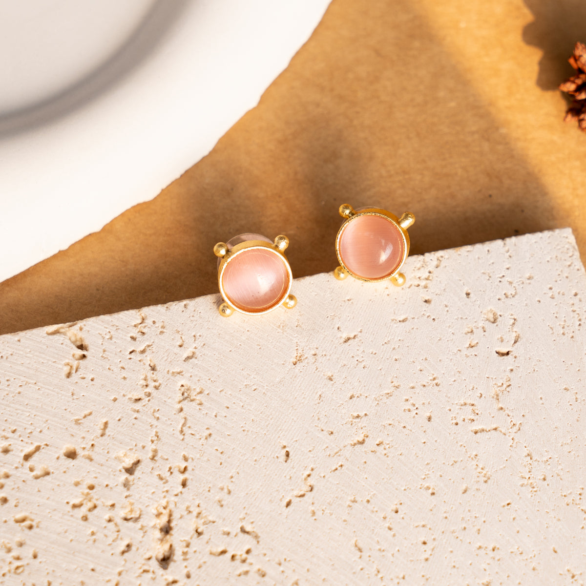 NIHARA GOLD TONED HANDMADE HAND HAMMERED NECKLACE WITH EARRINGS NL225