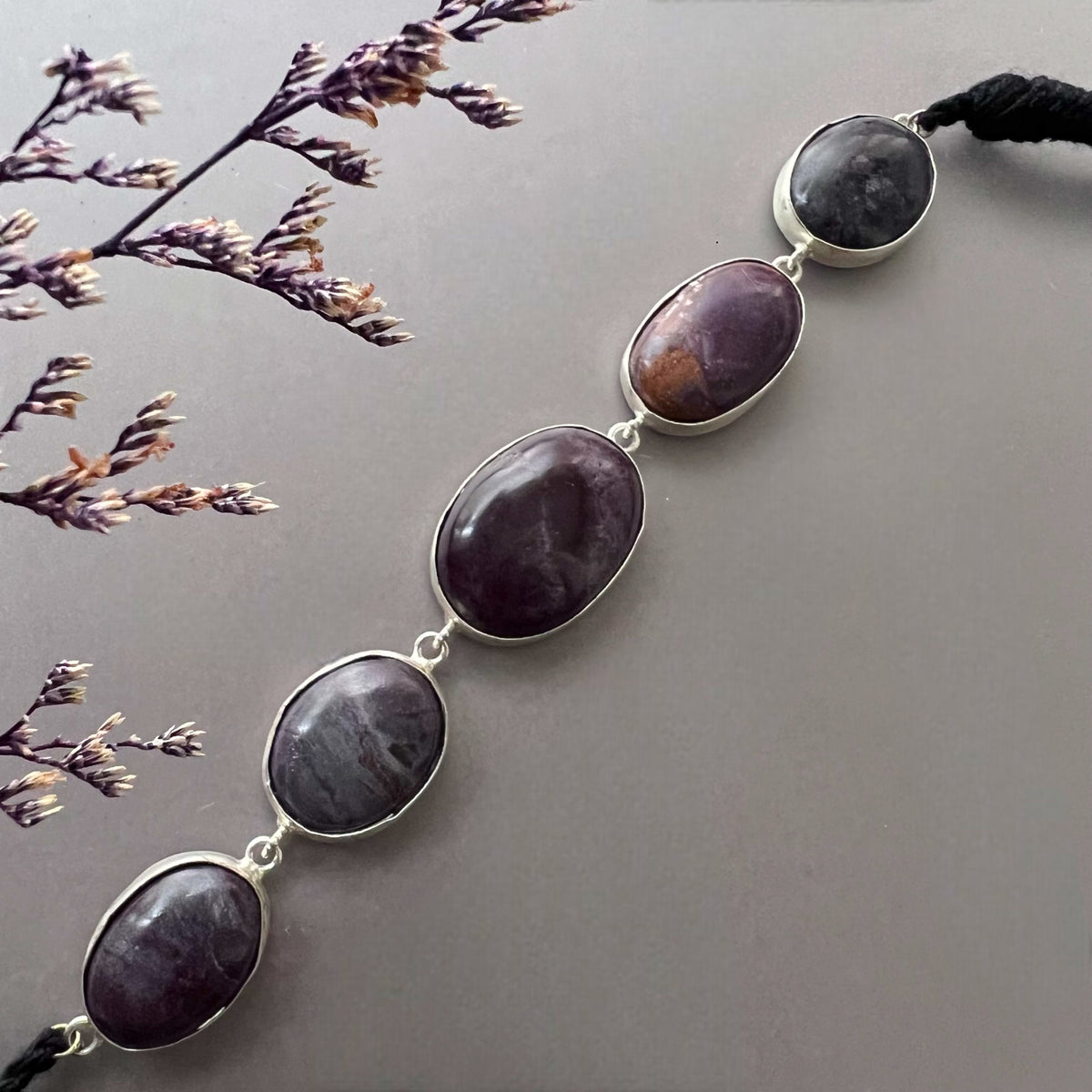 MADELYN BIJOUX PREMIUM AND EXCLUSIVE NATURAL STONE HANDMADE CHOKER CH374