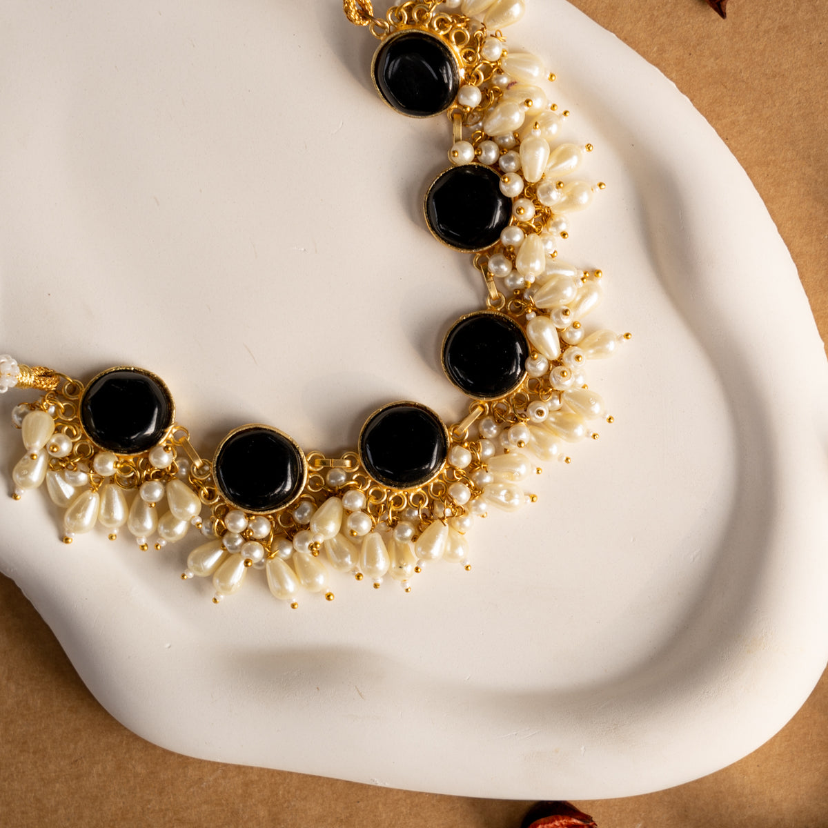 MOXIE SET RING EARRING AND NECKLACE HANDMADE GOLD TONED PREMIUM NECKLACE/NECKPIECE EARRING SET NL31