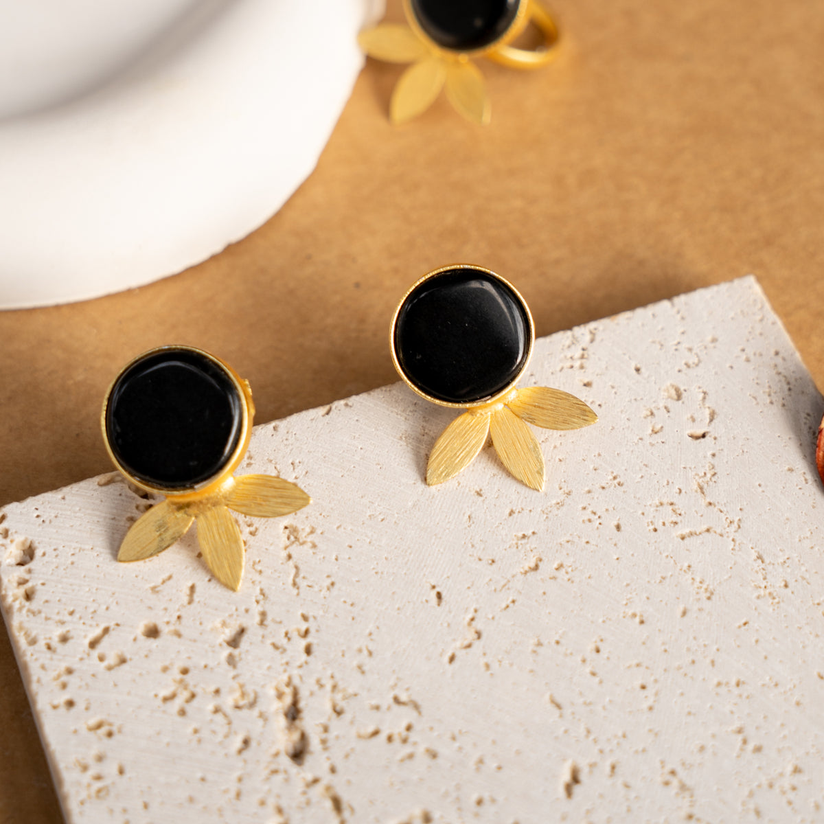 MOXIE SET RING EARRING AND NECKLACE HANDMADE GOLD TONED PREMIUM NECKLACE/NECKPIECE EARRING SET NL31